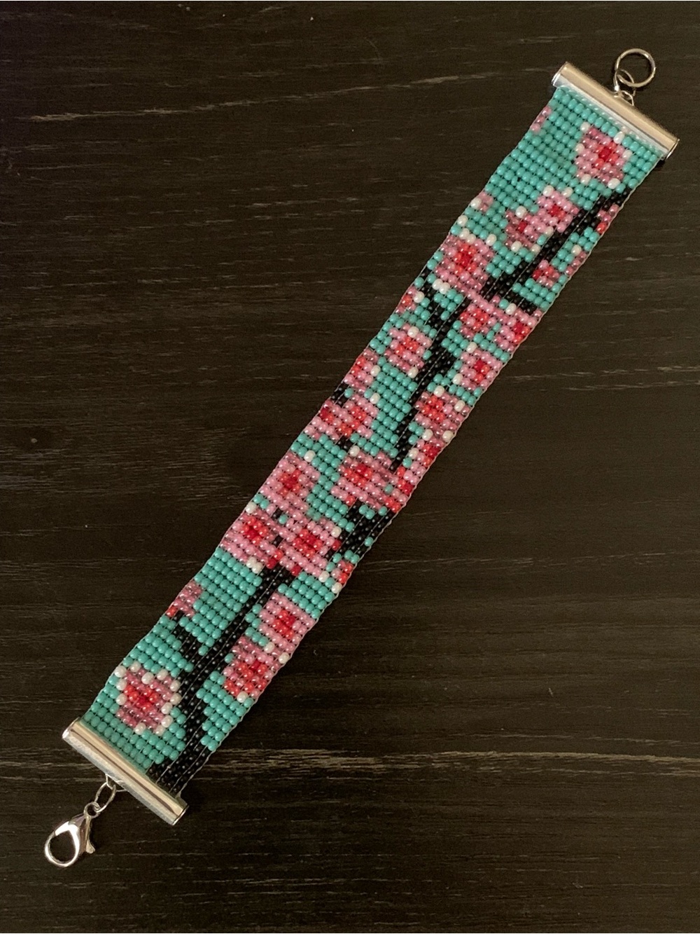 NWOT Handmade Seed Bead Blossom Bracelet